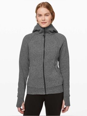 Lululemon Scuba Hoodie Light Cotton Fleece
Heathered Speckled Black4